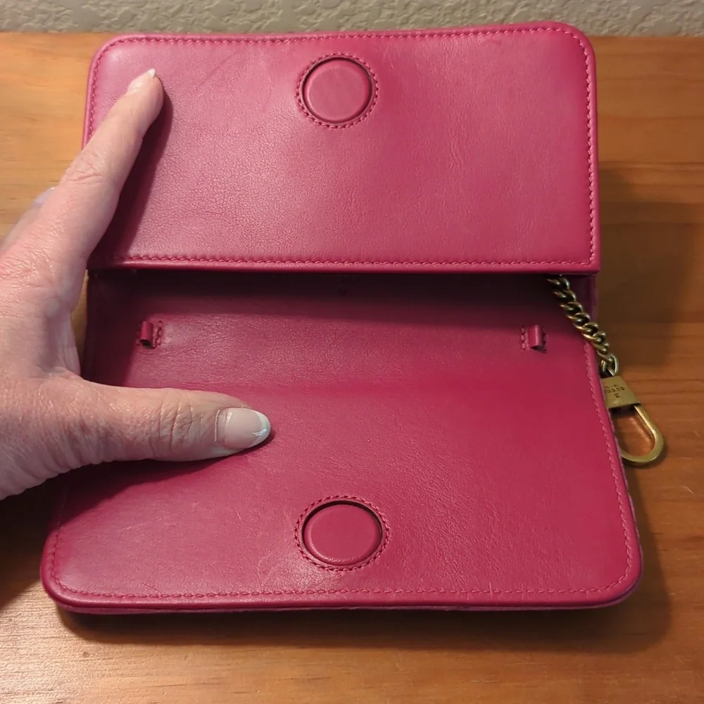 Authentic Gucci Marmont Love velvet clutch - Picture 6 of 10